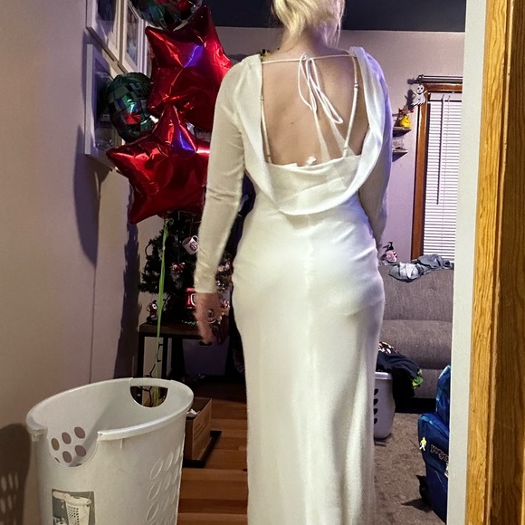 The Rowan Cowl Back Maxi Dress With Delicate Floral Embroidery UK size 8 - Picture 3 of 4